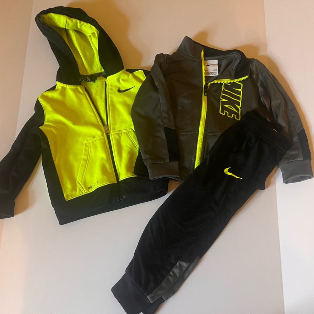 Nike Kids Neon Yellow and Black Sweatpants & Joggers Set